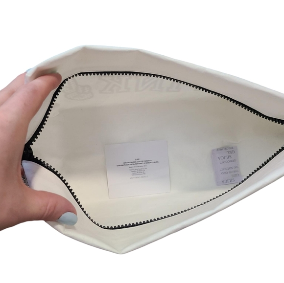 NEW VICTORIA'S SECRET PINK cosmetic bag customizable - Picture 5 of 9